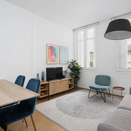 Livefull 2bdr In Trendy Gracia Apartment