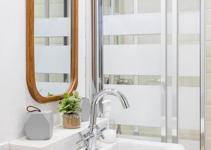 Livefull 2bdr In Trendy Gracia Apartment *